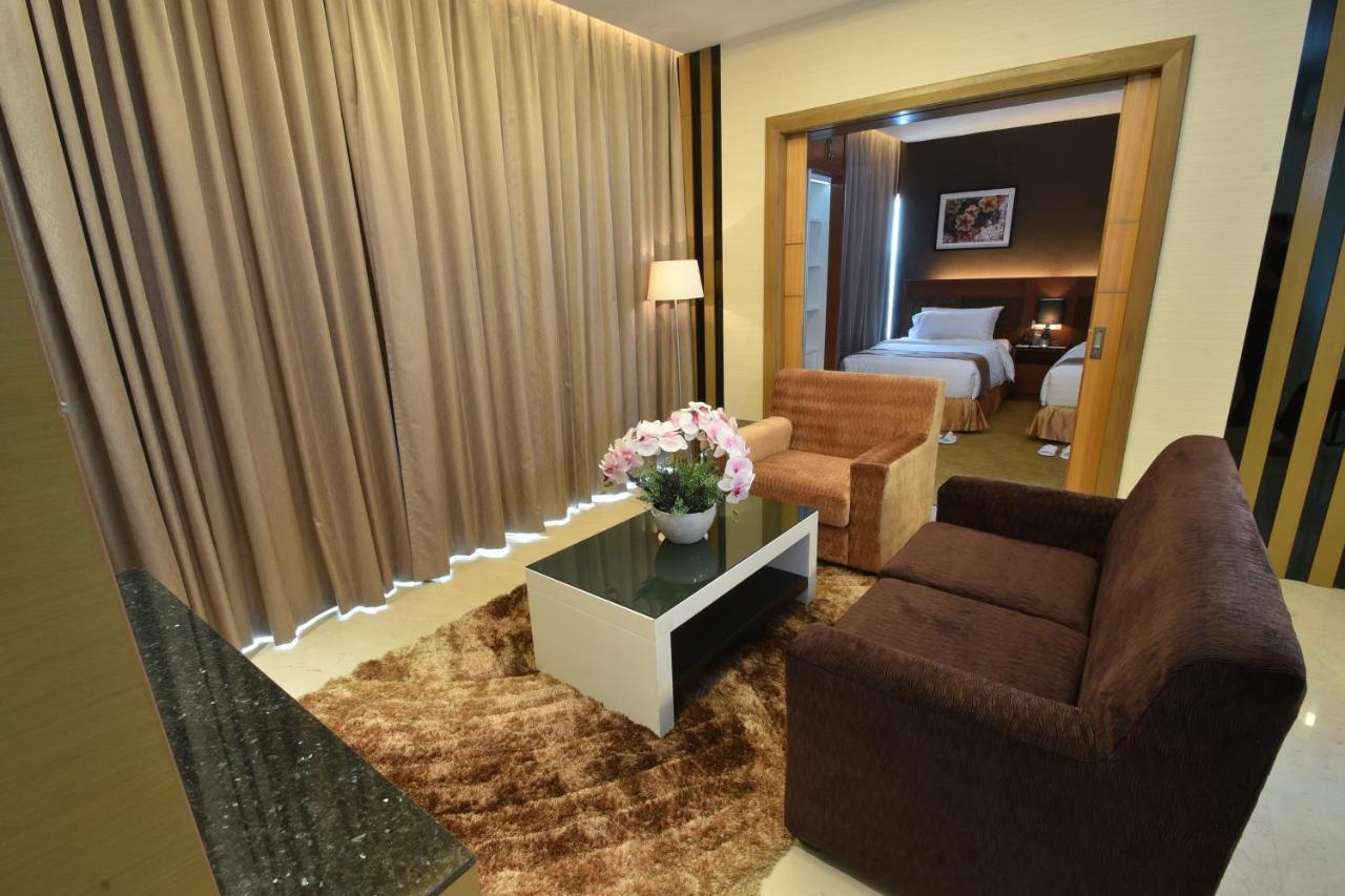 特纳拉酒店 班吉 外观 照片 Suite room